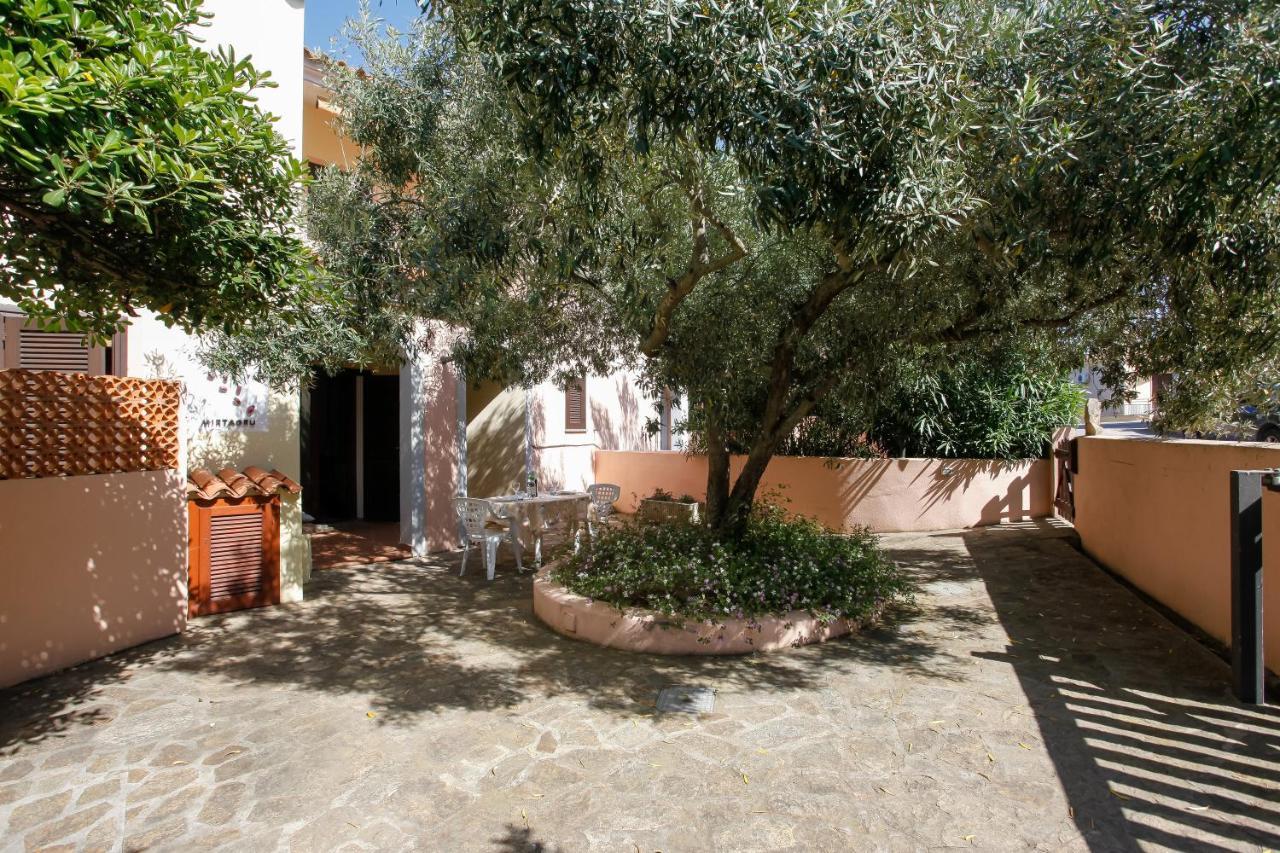 Dell'oleandro Budoni